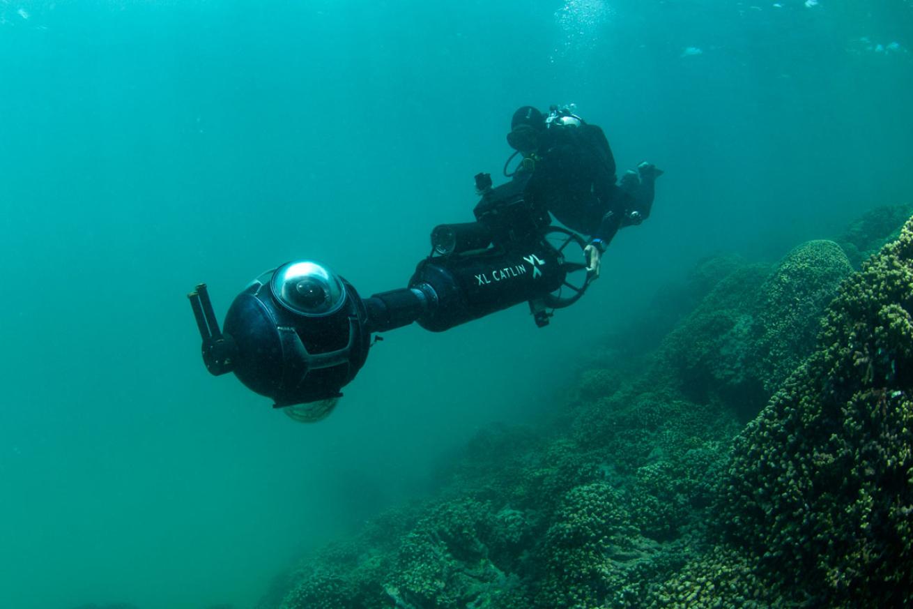 The SVII surveying the coral reefs at Kaneohe Bay, Hawaii - August 2015