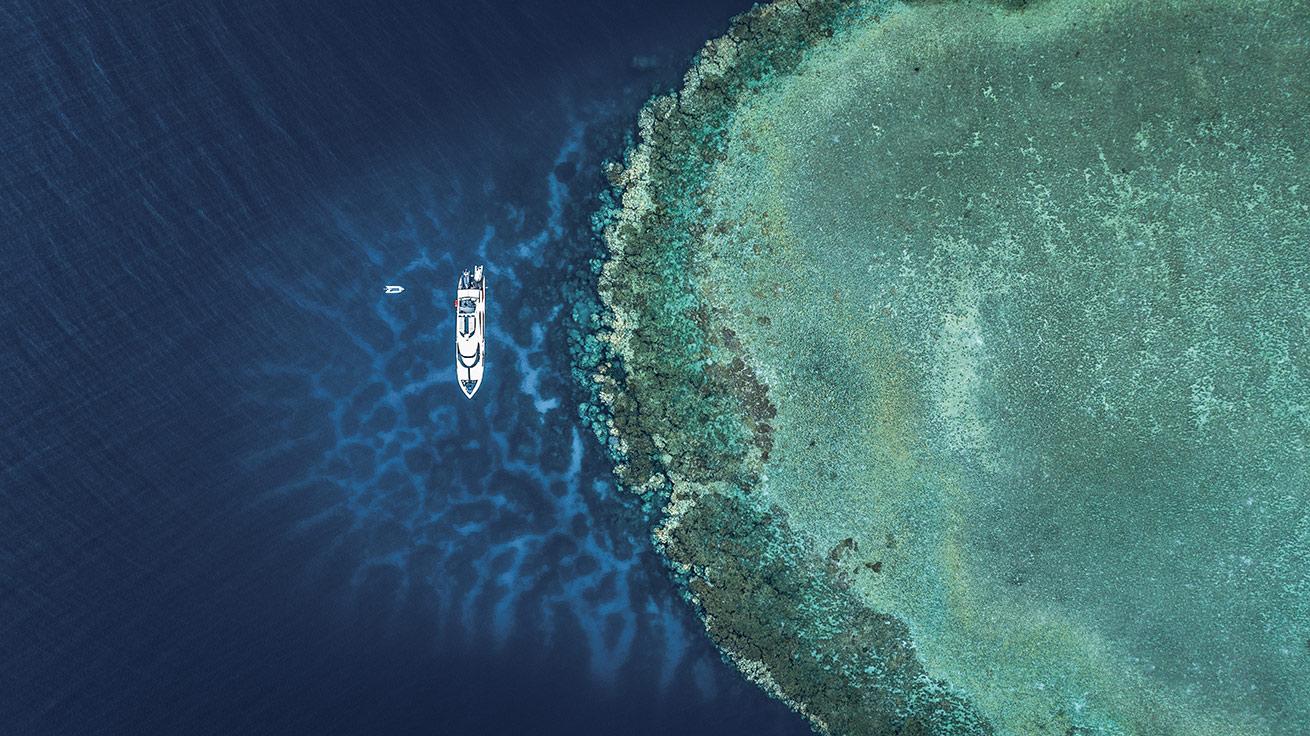 The *Almonda* liveaboard visits a dive site at Abu Galawa Reef in the Seven Sisters area.