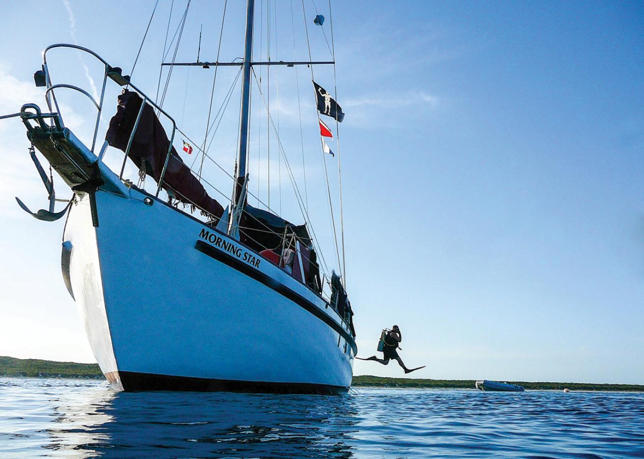 blackbeards cruises liveaboard