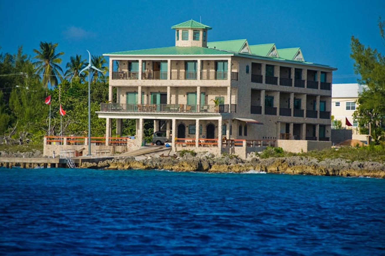 Lighthouse Point Dive Resort