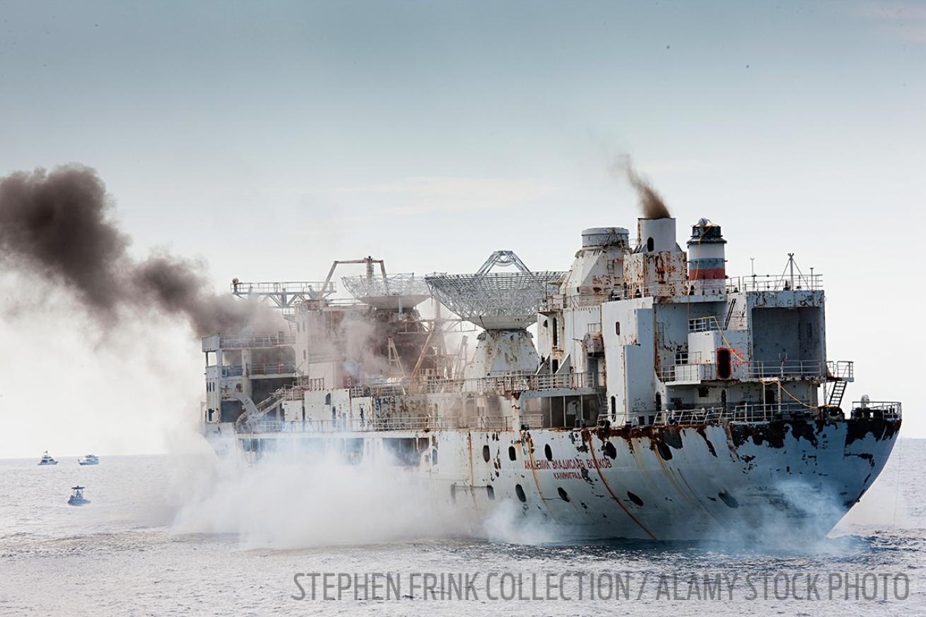 Explosion to sink Vandenberg as an Artificial Reef for Scuba Divers Florida Keys