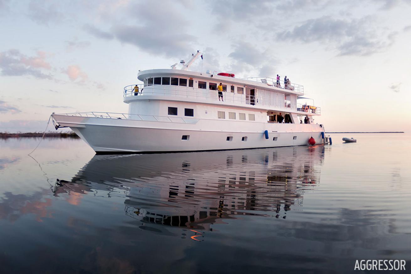 scuba diving cuba aboard the aggressor