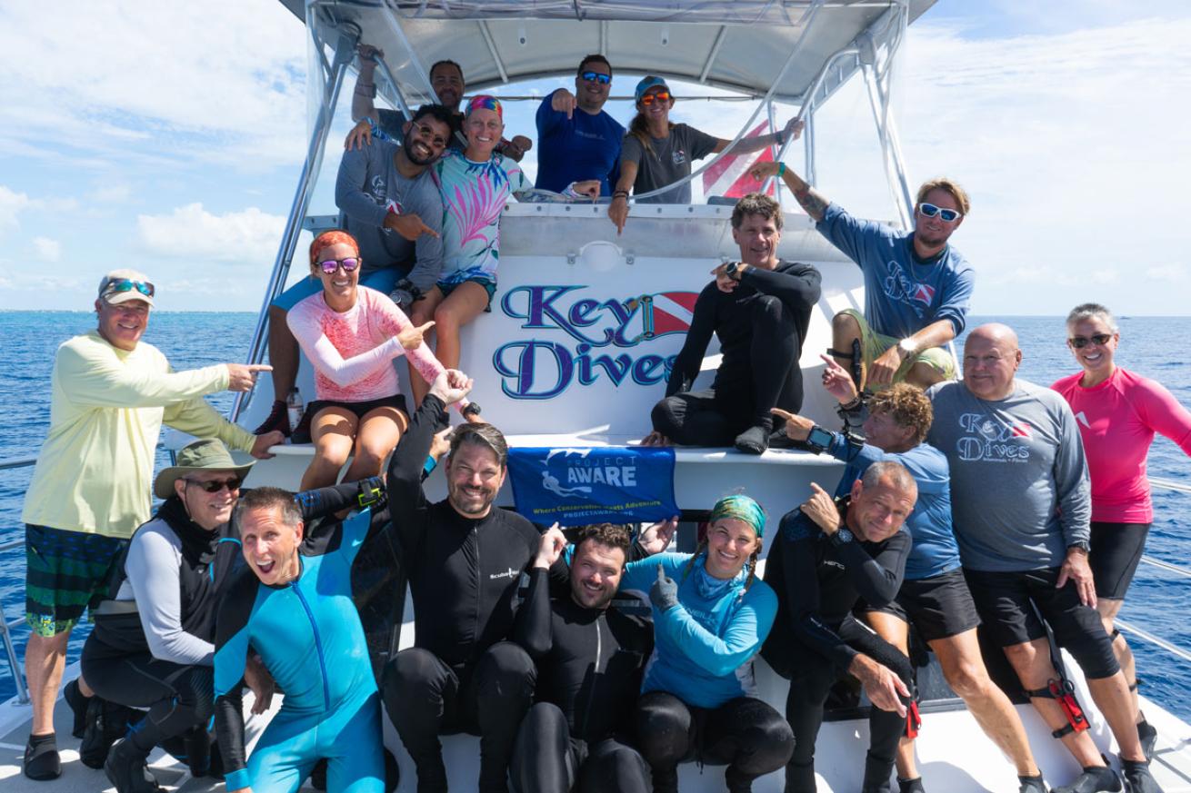 Dive Against Debris Trash Trek