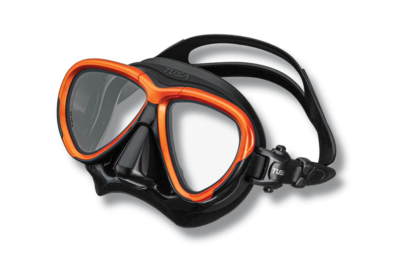 Tusa Intega Scuba Mask