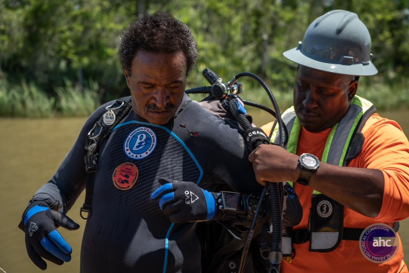 Kamau Sadiki preparing to dive on the *Clotilda* shipwreck. 