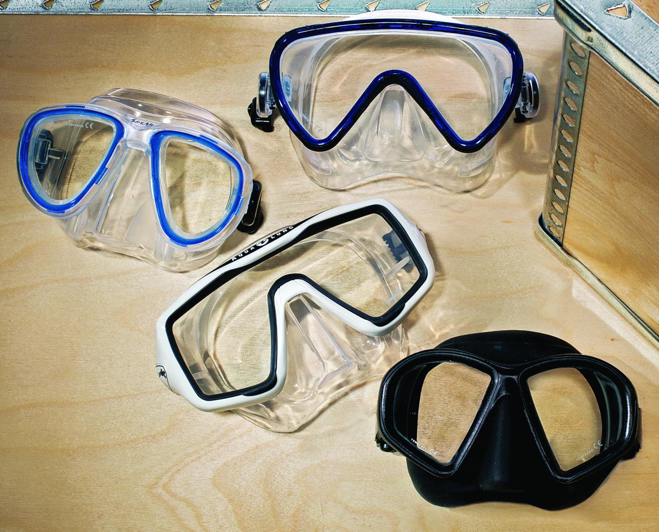 Scuba diving gear