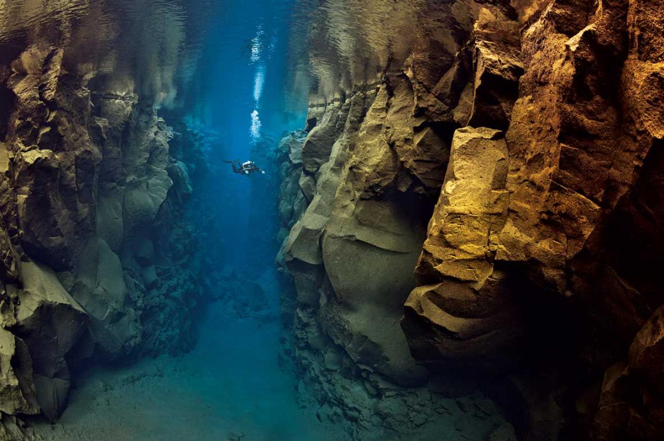 silfra fissure scuba diving