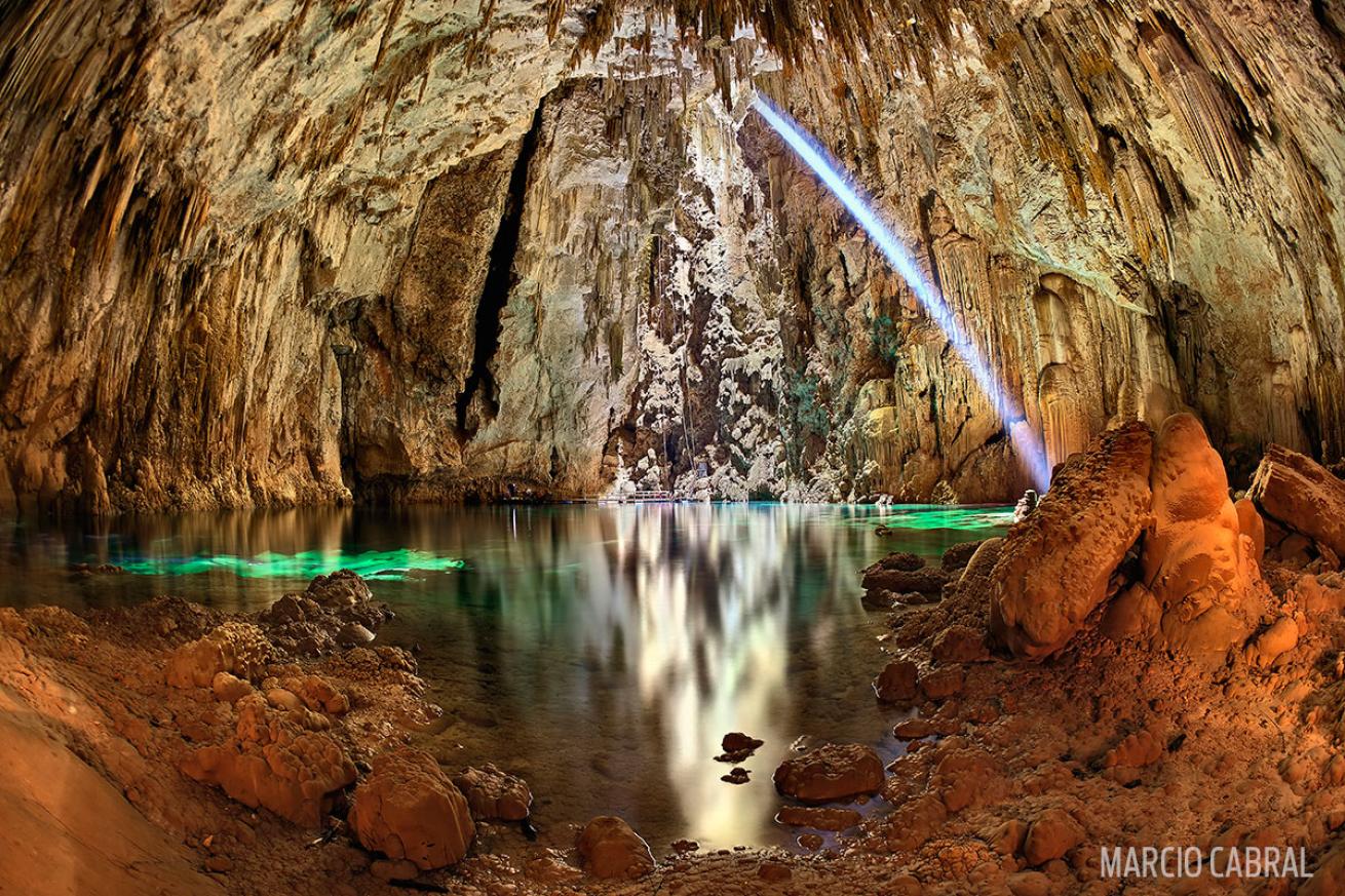 scuba diving in underground lakes