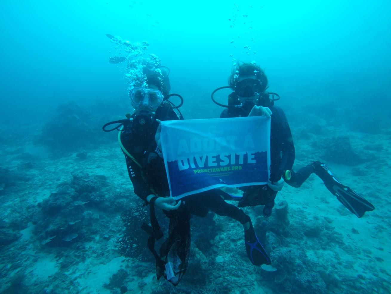 Gili Dive Against Debris