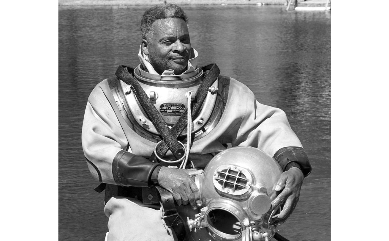 Portrait of Les Burke
