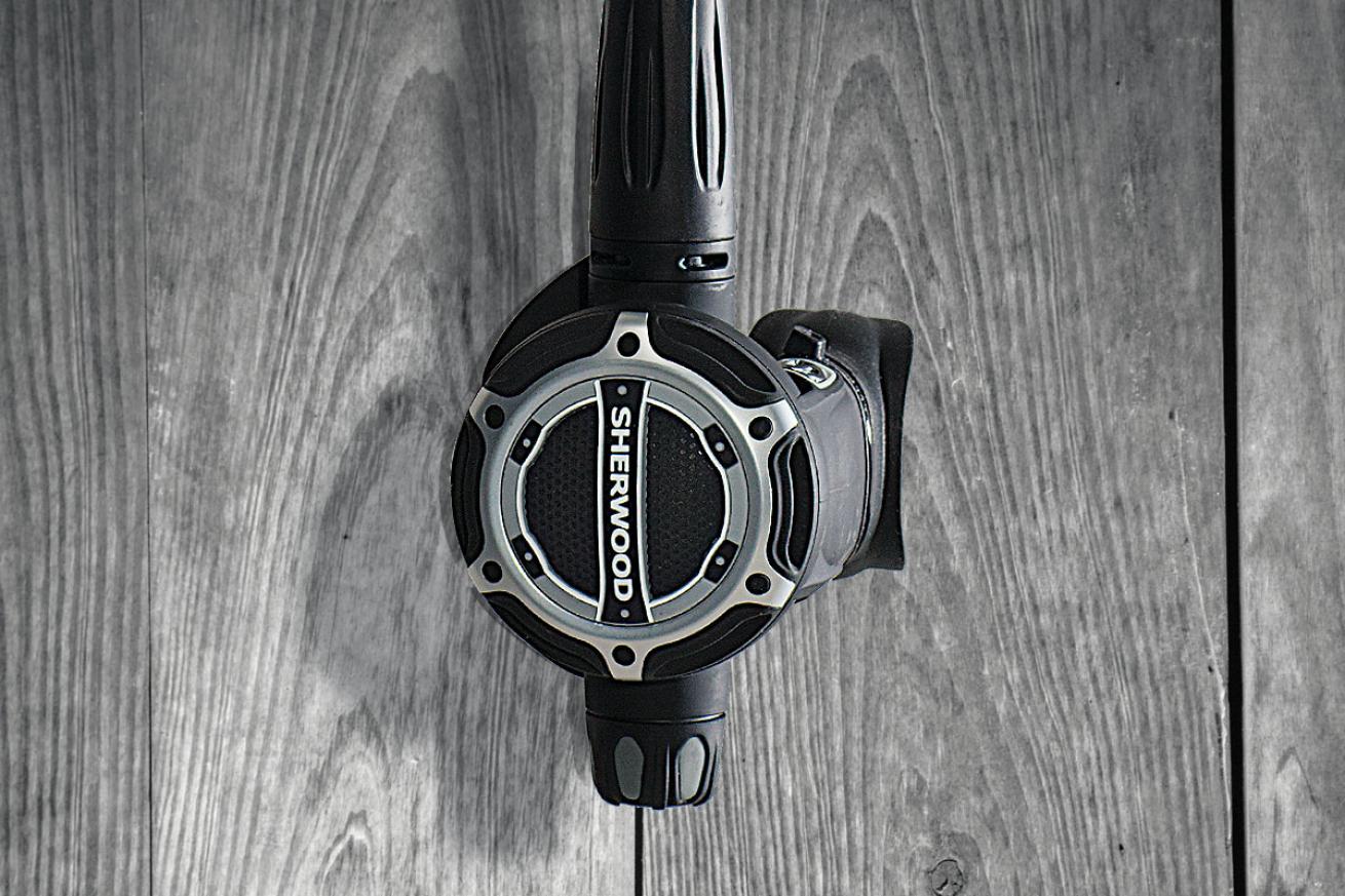 SHERWOOD SCUBA SR2