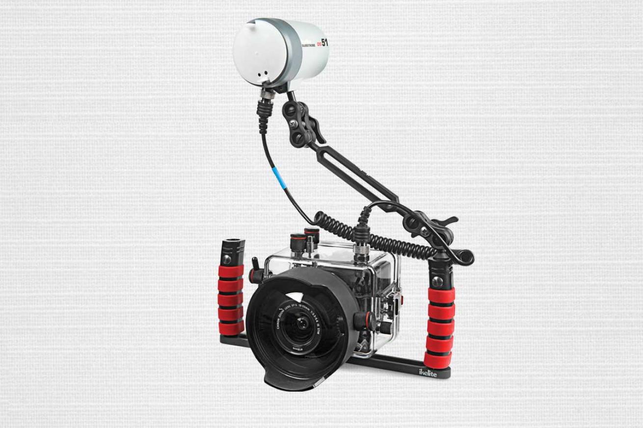 **IKELITE HOUSING FOR CANON SL1
WITH DS51 STROBE**