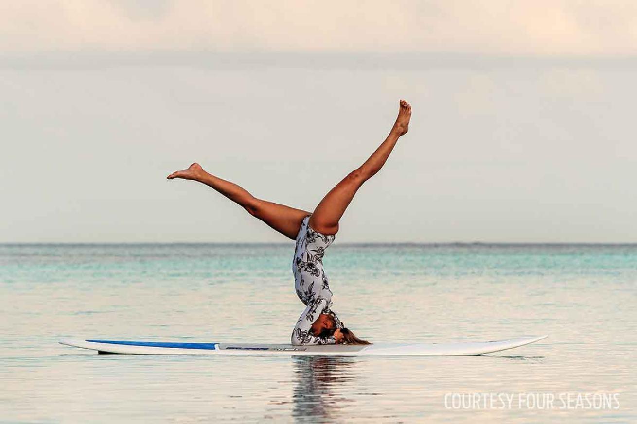 standup paddleboard yoga