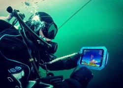 underwater tablet
